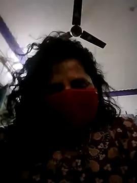 KavyaKiss from StripChat is Freechat