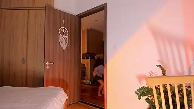 kawaii_mia from StripChat
