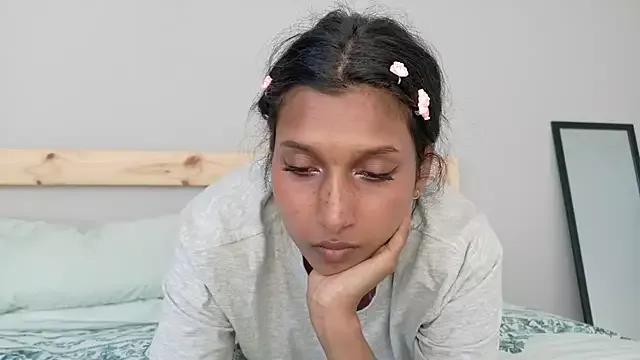 kawaiibabypie1 from StripChat