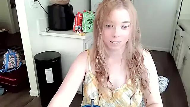 KawaiiBelle from StripChat