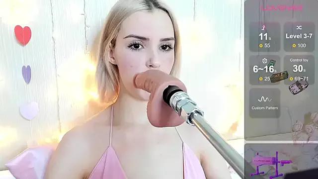 Kaya_Devis from StripChat