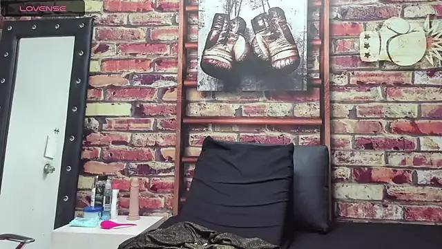 Try our streaming cams variety and talk on a personal level with our adorable girls streamers, showing off their bountiful shapes and dildos.