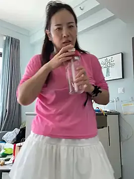 Kayla-love from StripChat is Freechat