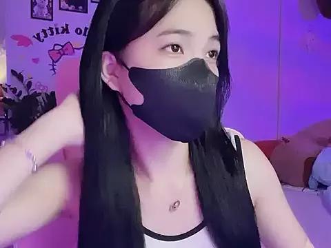 Keelinnn19 from StripChat