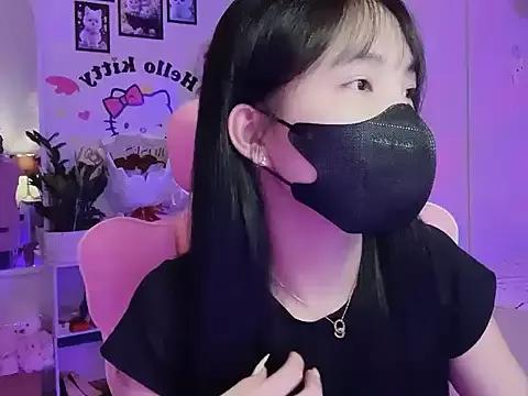 Keelinnn19 from StripChat