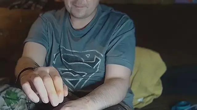 KeepCummingBack420 from StripChat
