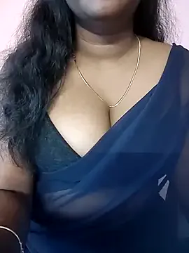 Keerthee_ on StripChat 