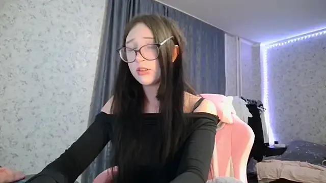 KeicyKlark from StripChat is Freechat