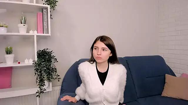 KeikoWideman from StripChat is Freechat