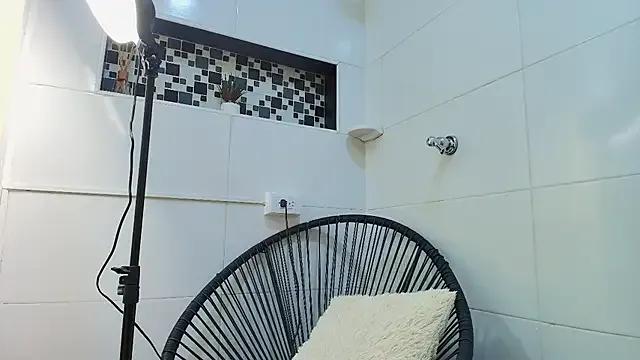 Keila_hott20 from StripChat