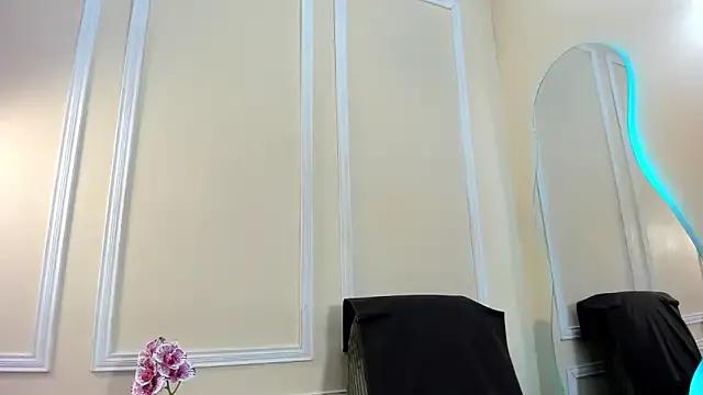 Keila_hott20 from StripChat