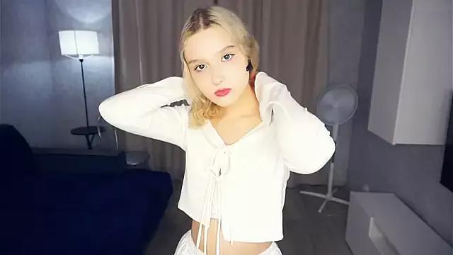 KelleLillie from StripChat is Freechat