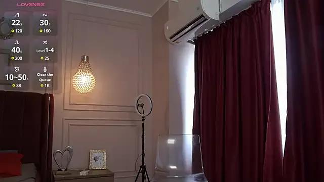 Try our streaming cams variety and talk on a personal level with our adorable girls streamers, showing off their bountiful shapes and dildos.