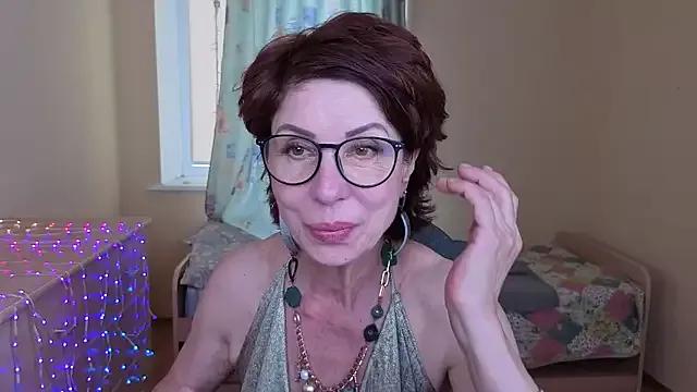 Kelly_Fleur from StripChat is Freechat