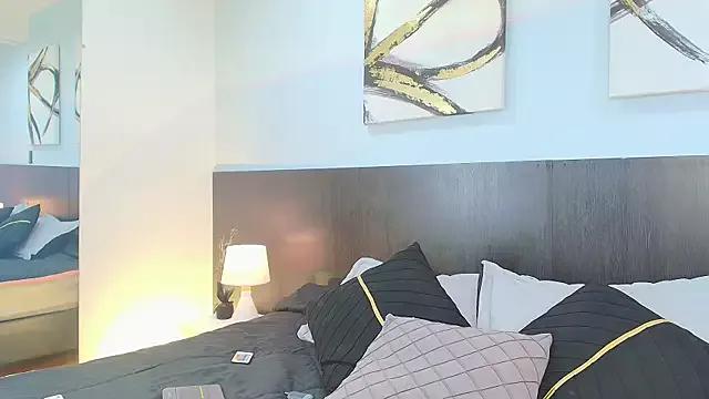 Try our streaming cams variety and talk on a personal level with our adorable girls streamers, showing off their bountiful shapes and dildos.