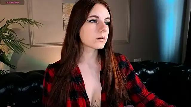 Kelly_Woods from StripChat