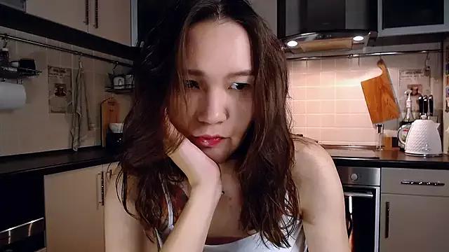 Kelly_Yon from StripChat