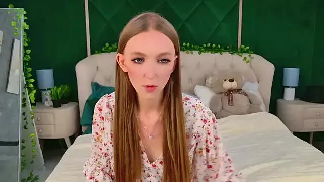 KellyBradford from StripChat is Freechat