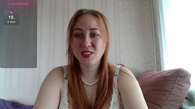 KellyCrystall from StripChat