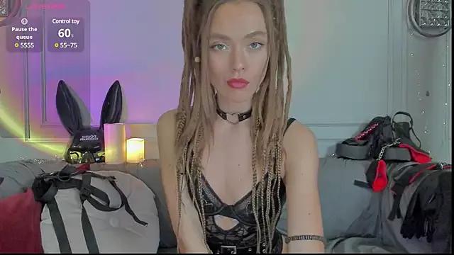 KellyFouler from StripChat