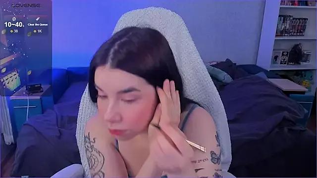 Try our streaming cams variety and talk on a personal level with our adorable girls streamers, showing off their bountiful shapes and dildos.