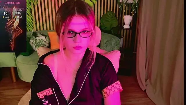 Try our streaming cams variety and talk on a personal level with our adorable girls streamers, showing off their bountiful shapes and dildos.