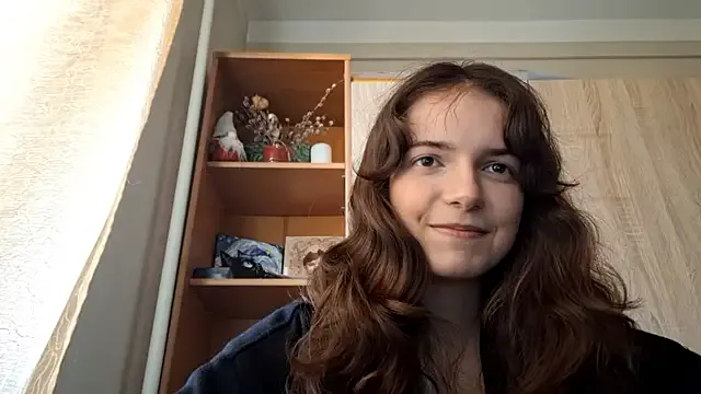 KellyKelik from StripChat is Freechat