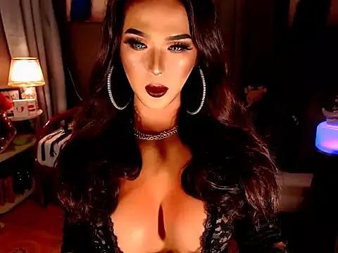 KellyMillersDomTs from StripChat