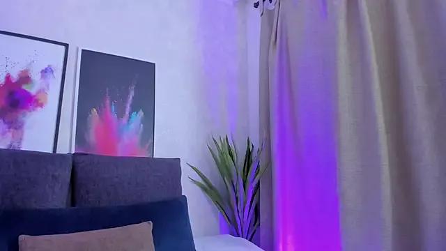 Kellyy__ from StripChat