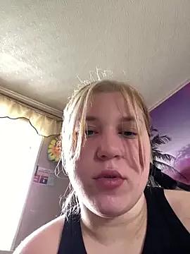 Kemeli008 from StripChat is Freechat