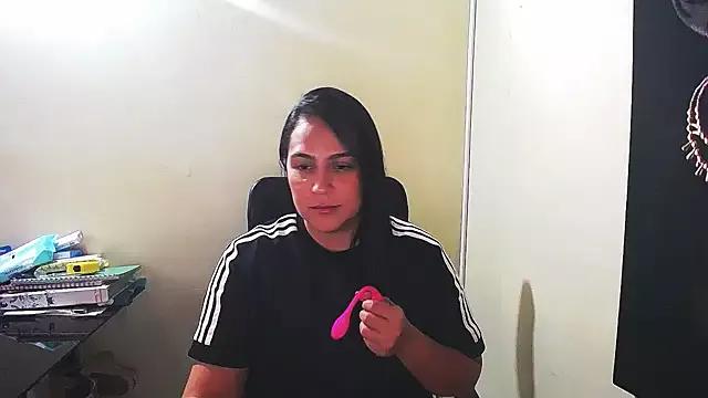 Try our streaming cams variety and talk on a personal level with our adorable girls streamers, showing off their bountiful shapes and dildos.