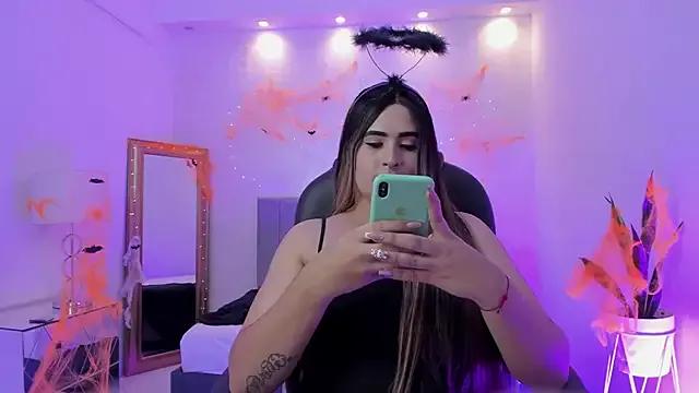 kendall_roous from StripChat is Freechat