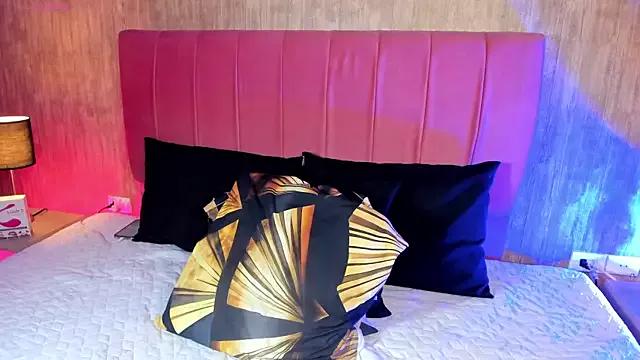 Kendra_kobein from StripChat is Freechat