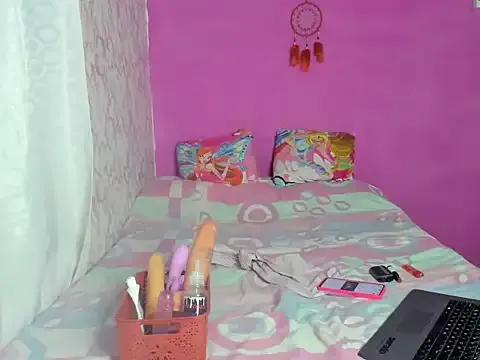 kennia_09 from StripChat is Freechat