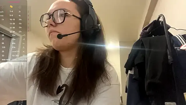 KerriMcbreen on StripChat 