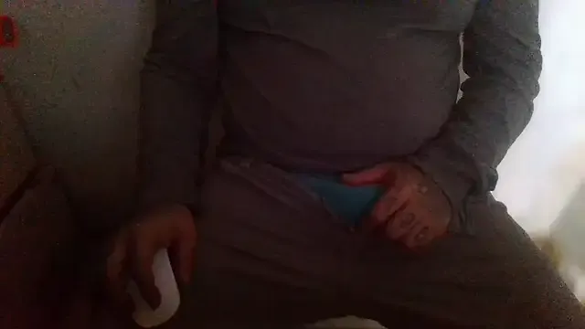 Kerrry_Caverga on StripChat 