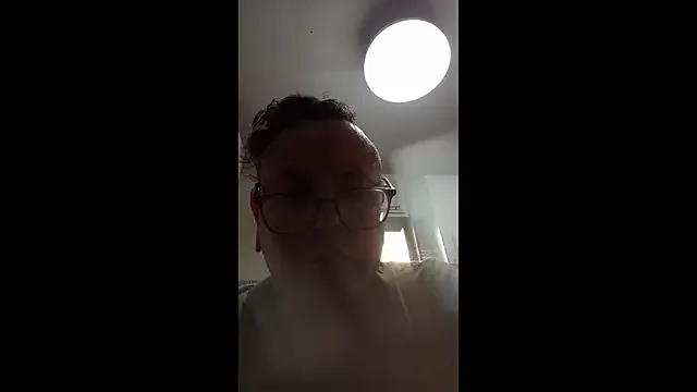 Kerrry_Caverga on StripChat 