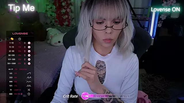 Kerry_Kirk from StripChat