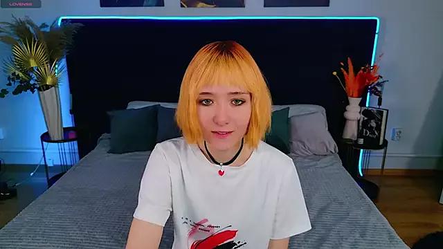 Try our streaming cams variety and talk on a personal level with our adorable girls streamers, showing off their bountiful shapes and dildos.
