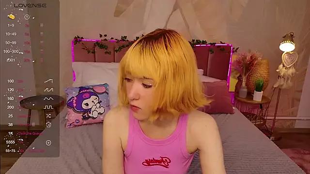 Try our streaming cams variety and talk on a personal level with our adorable girls streamers, showing off their bountiful shapes and dildos.