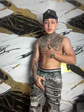 Kevin22_222 from StripChat
