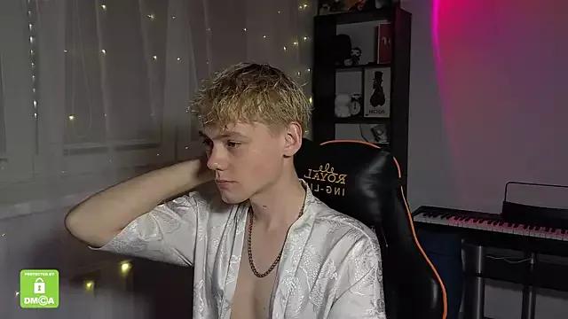 Keytaro from StripChat is Freechat