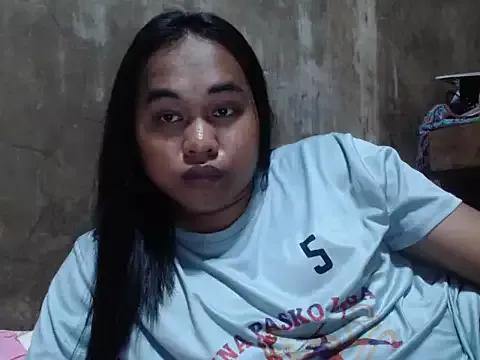 Khloelovesyou from StripChat