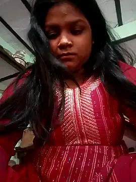 Kiara-Model from StripChat is Freechat