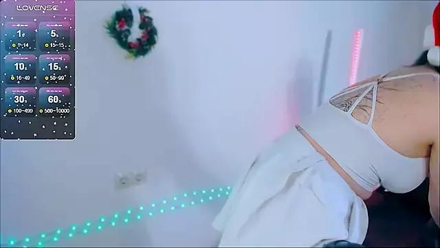 Kiara_moon_ from StripChat