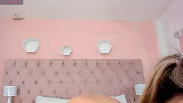 KiimberlyAdams from StripChat