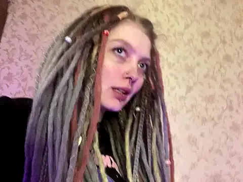 Kiki_shay on StripChat 