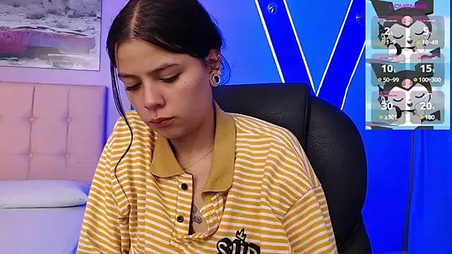 Kikii_cams from StripChat