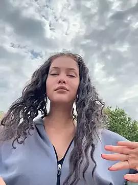 KikiWatson from StripChat