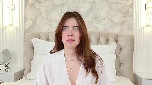 KimberlyBond from StripChat is Freechat